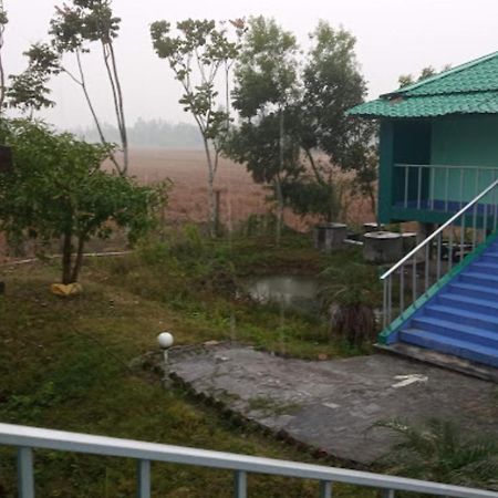 Banani Resort By Wb Inn Gosaba Luaran gambar